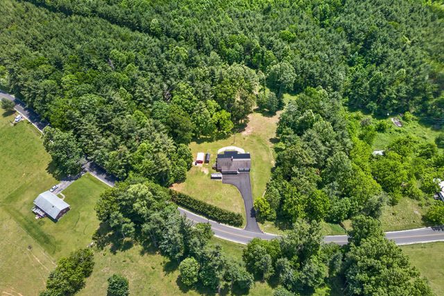 644 Daniels Run RD NE, Copper Hill, VA 24079