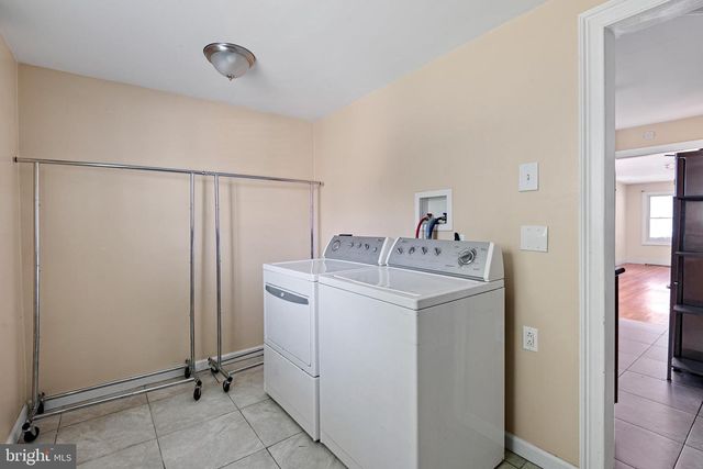 27 W REAMER AVE, Wilmington, DE 19804