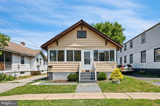 27 W REAMER AVE, Wilmington, DE 19804