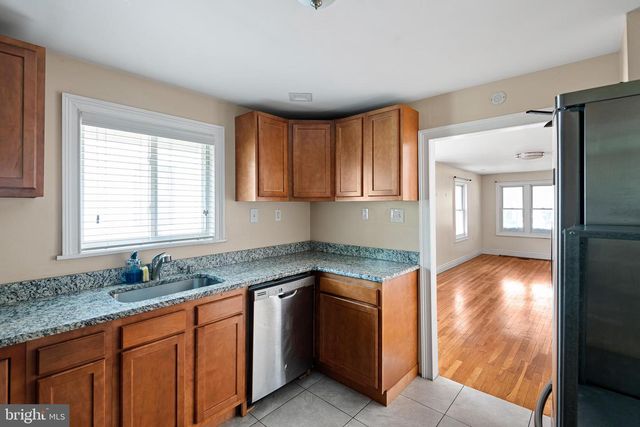 27 W REAMER AVE, Wilmington, DE 19804
