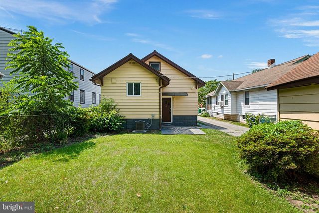 27 W REAMER AVE, Wilmington, DE 19804