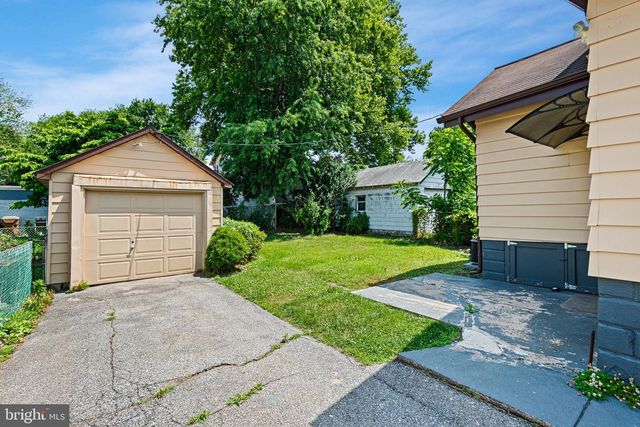 27 W REAMER AVE, Wilmington, DE 19804