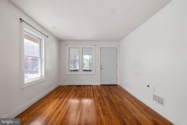 27 W REAMER AVE, Wilmington, DE 19804