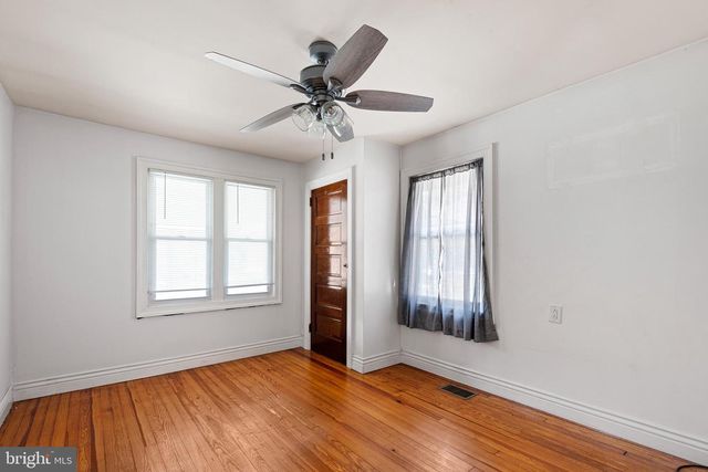 27 W REAMER AVE, Wilmington, DE 19804