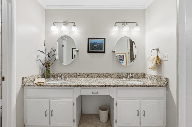 7941 ELM LEAF DR, Germantown, TN 38138
