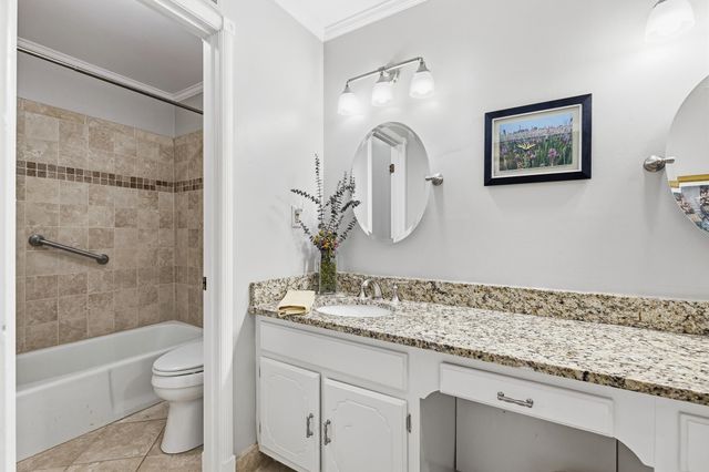 7941 ELM LEAF DR, Germantown, TN 38138