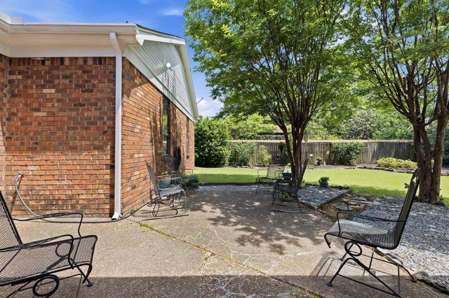 7941 ELM LEAF DR, Germantown, TN 38138