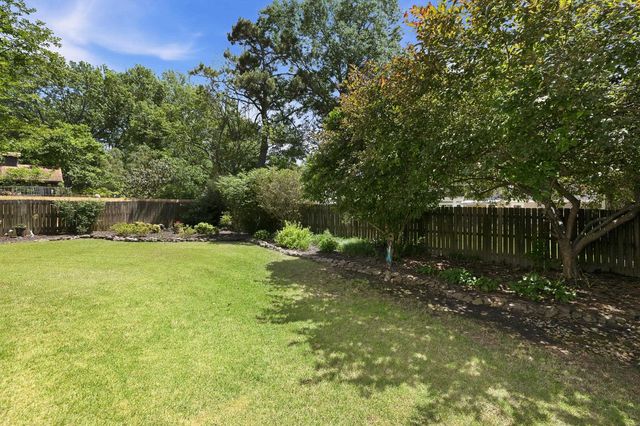 7941 ELM LEAF DR, Germantown, TN 38138