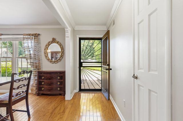 7941 ELM LEAF DR, Germantown, TN 38138
