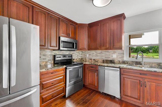 2873 Fairways Circle N, Unincorporated, MO 63303