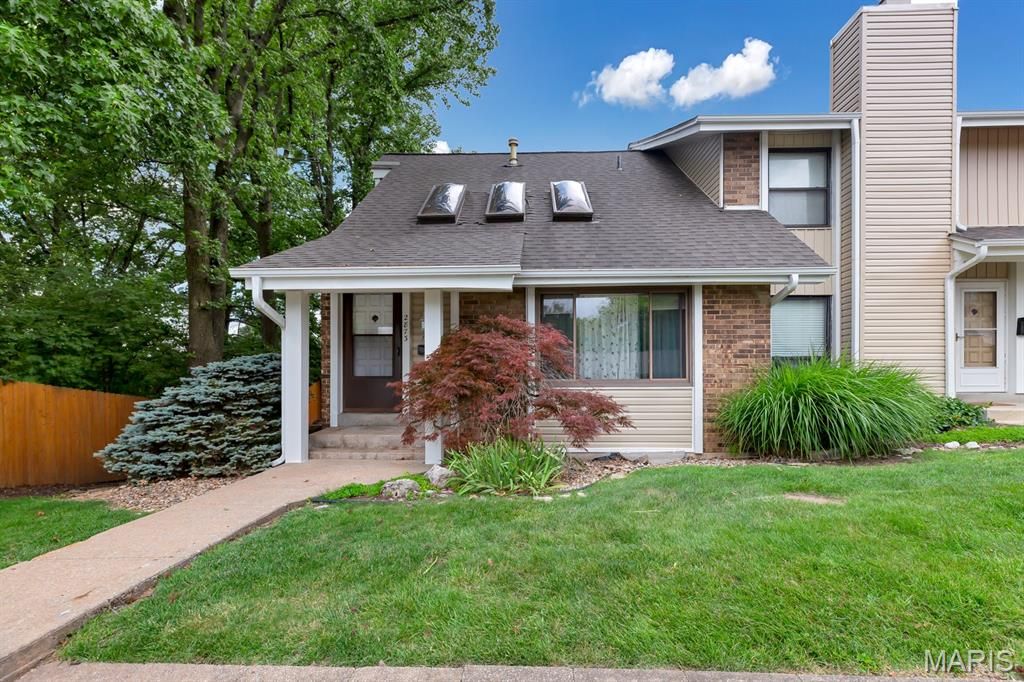 2873 Fairways Circle N, Unincorporated, MO 63303