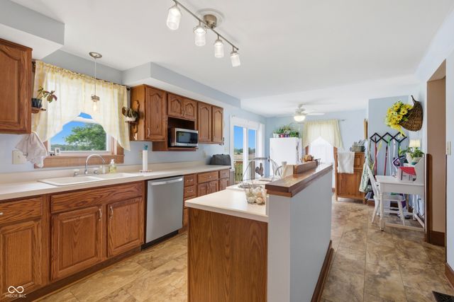 7735 W Shelby 350 S, Franklin, IN 46131