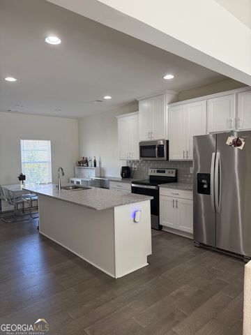 963 Society Circle SW, Atlanta, GA 30331