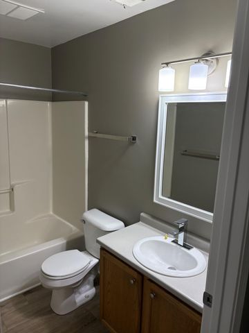 219 Hunters Lane NE 3, Rockford, MI 49341