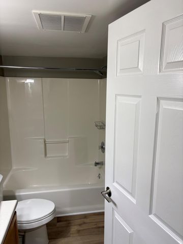 219 Hunters Lane NE 3, Rockford, MI 49341