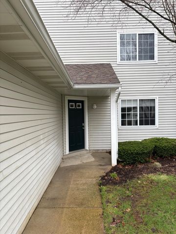 219 Hunters Lane NE 3, Rockford, MI 49341