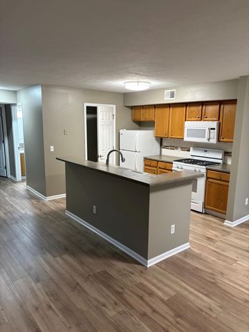 219 Hunters Lane NE 3, Rockford, MI 49341