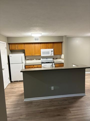 219 Hunters Lane NE 3, Rockford, MI 49341