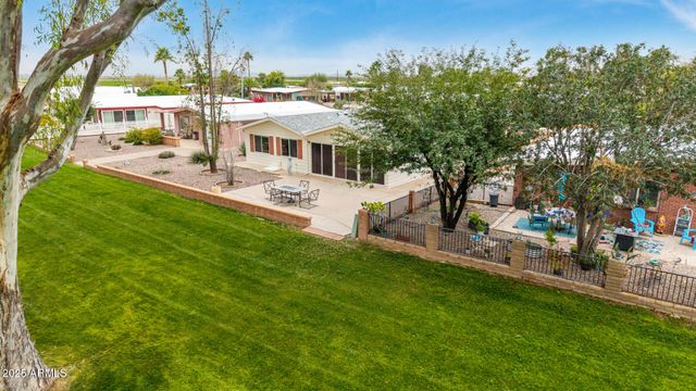 26603 S Lakeview Drive, Sun Lakes, AZ 85248