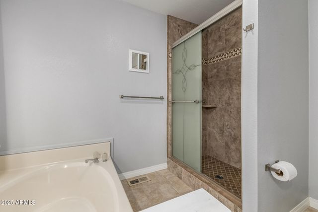 26603 S Lakeview Drive, Sun Lakes, AZ 85248