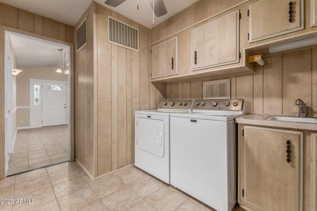 26603 S Lakeview Drive, Sun Lakes, AZ 85248