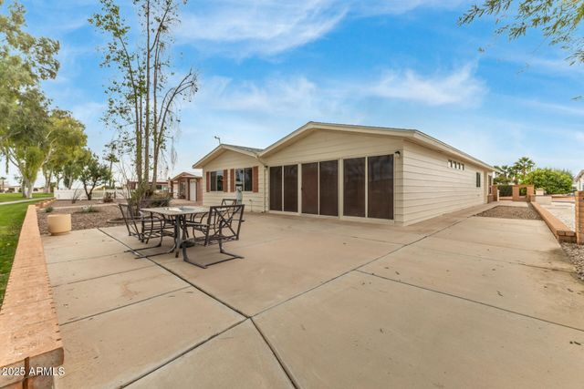 26603 S Lakeview Drive, Sun Lakes, AZ 85248