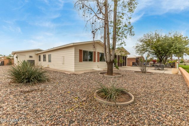26603 S Lakeview Drive, Sun Lakes, AZ 85248