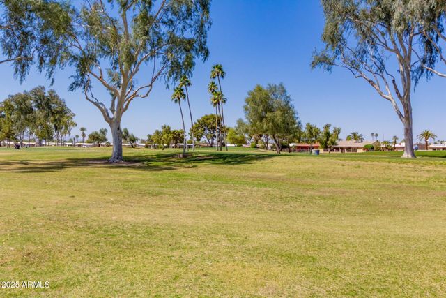 26603 S Lakeview Drive, Sun Lakes, AZ 85248