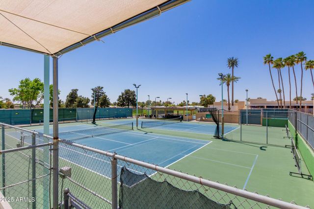 26603 S Lakeview Drive, Sun Lakes, AZ 85248