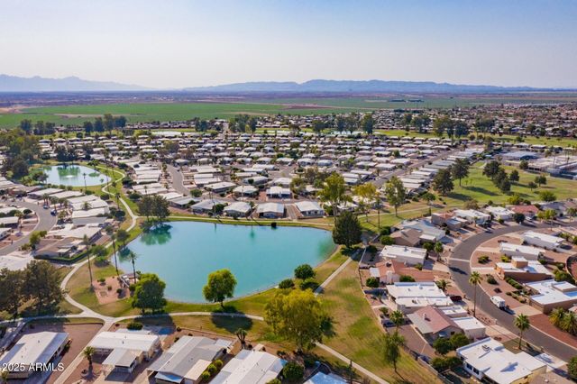 26603 S Lakeview Drive, Sun Lakes, AZ 85248