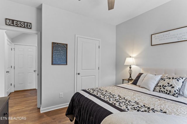 991 Hampton Place Circle, Loudon, TN 37774