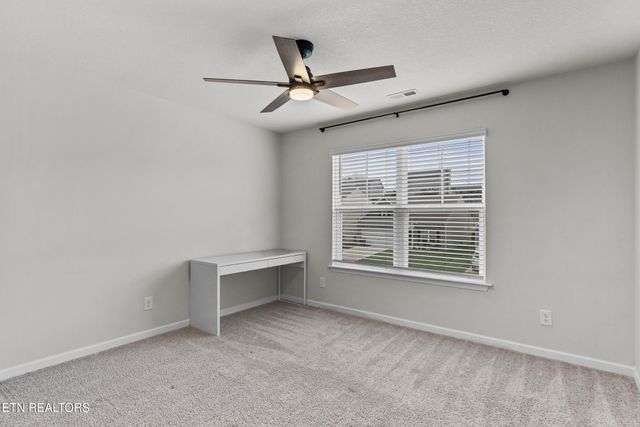 991 Hampton Place Circle, Loudon, TN 37774