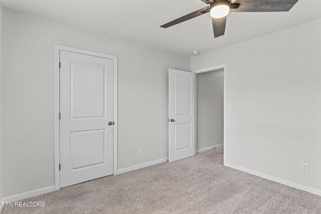 991 Hampton Place Circle, Loudon, TN 37774