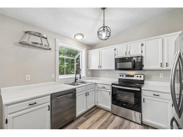17611 Ponderosa Ave, Parker, CO 80134