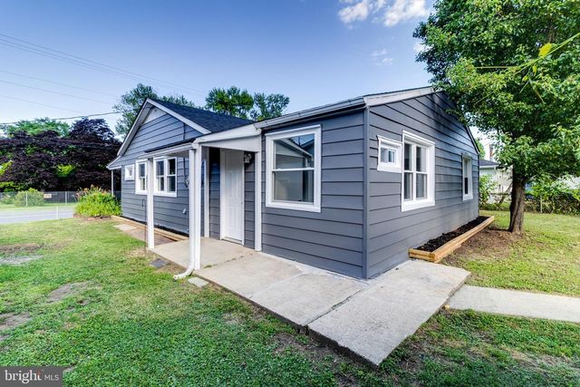 1318 WILSON POINT RD, Baltimore, MD 21220