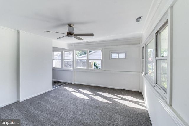1318 WILSON POINT RD, Baltimore, MD 21220