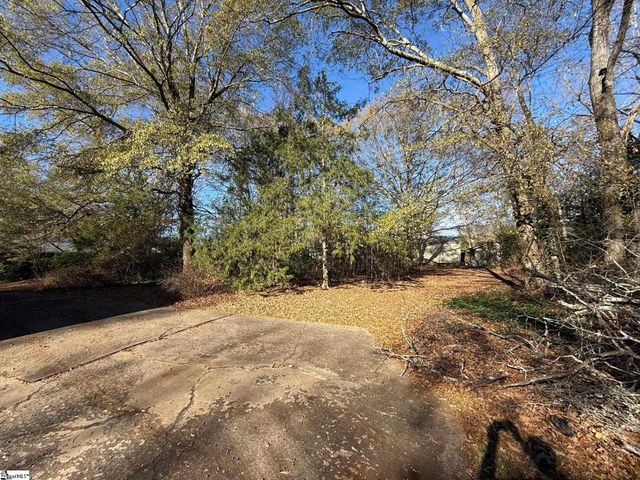 10 Roe Court, Greenville, SC 29617