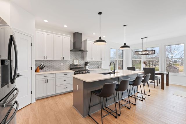 20 E 780 N, Lake Village, IN 46349