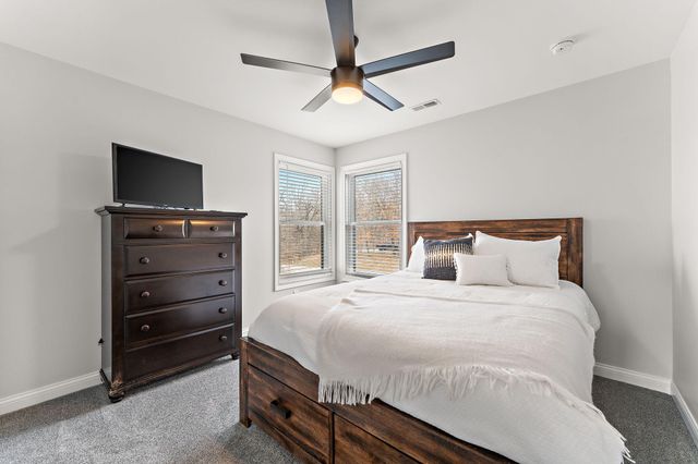 20 E 780 N, Lake Village, IN 46349