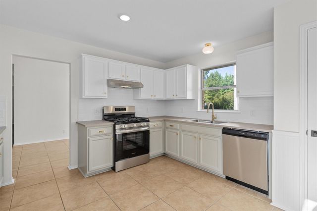 1123 Thackeray LN, Pflugerville, TX 78660