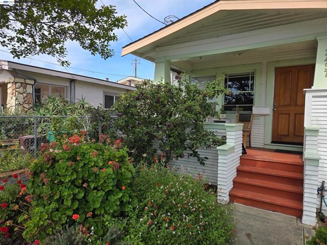 2457 61St Ave, Oakland, CA 94605