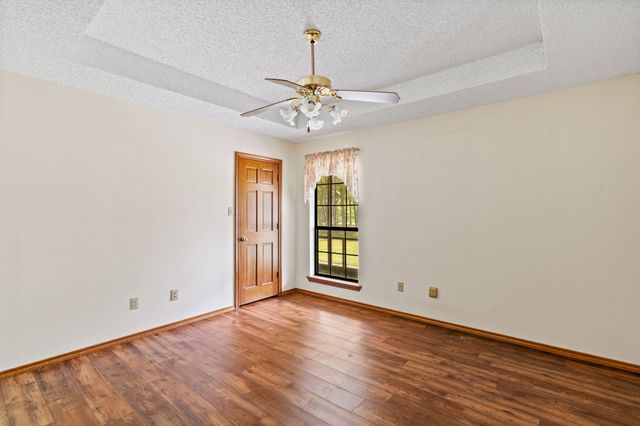 1604 Hollow Way Lane, Quinlan, TX 75474
