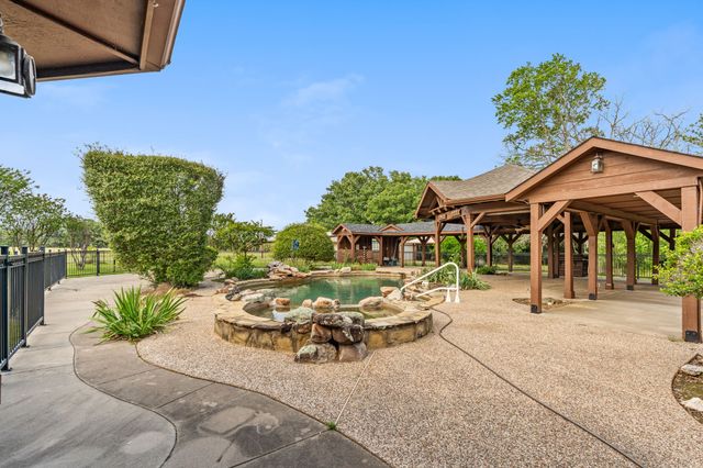 1604 Hollow Way Lane, Quinlan, TX 75474