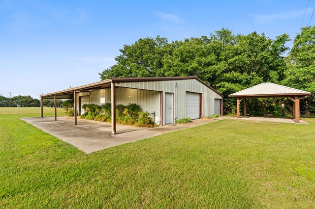 1604 Hollow Way Lane, Quinlan, TX 75474