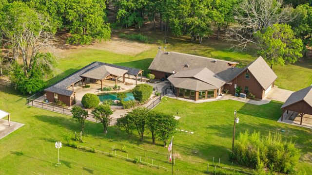 1604 Hollow Way Lane, Quinlan, TX 75474