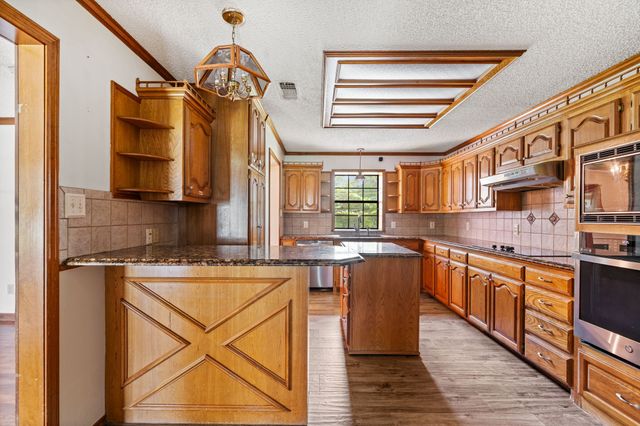1604 Hollow Way Lane, Quinlan, TX 75474