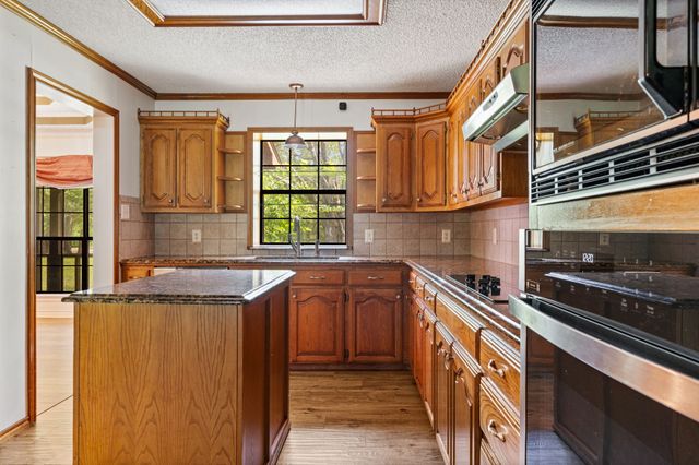 1604 Hollow Way Lane, Quinlan, TX 75474