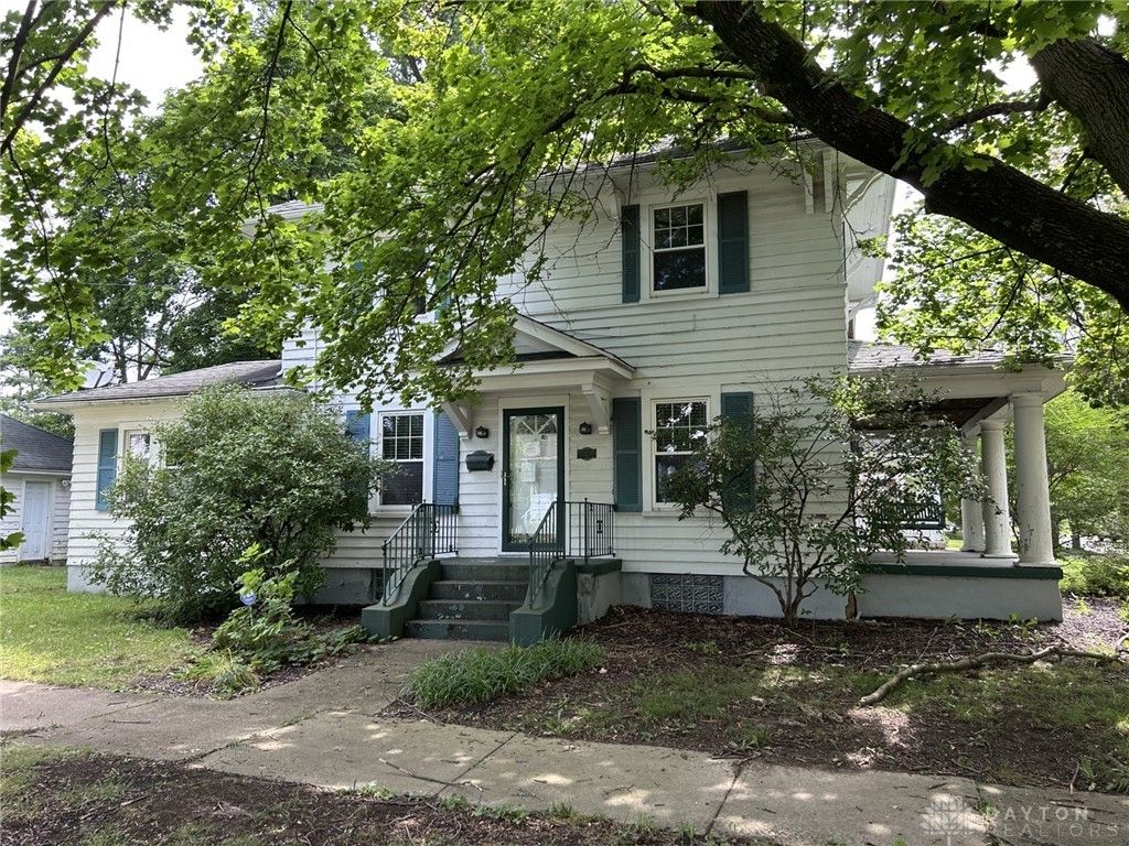 725 Sunnyview Avenue, Dayton, OH 45406