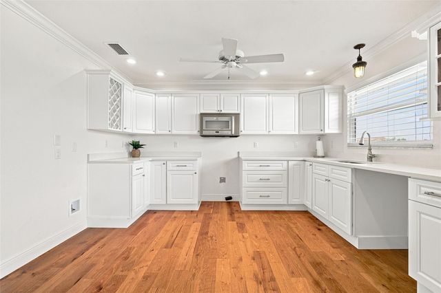 13155 BOCA CIEGA AVENUE, Madeira Beach, FL 33708