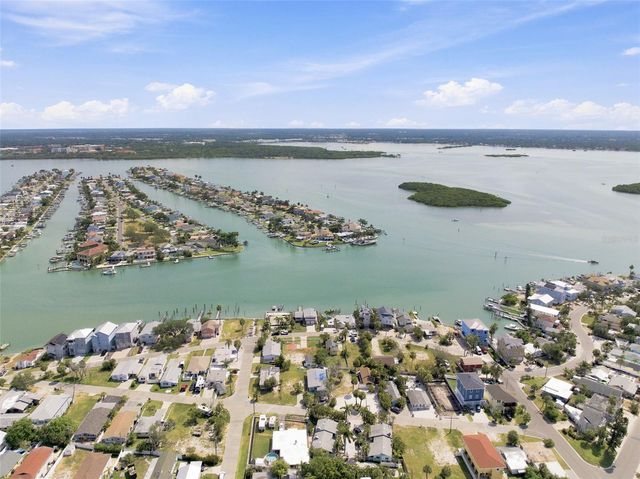 13155 BOCA CIEGA AVENUE, Madeira Beach, FL 33708